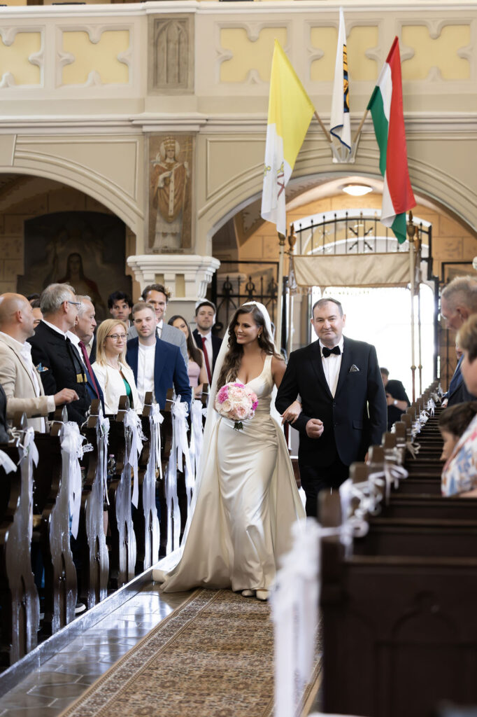 Bella Rose Wedding Photography | Budapest Wedding Planner | Budapest Wedding Photography
